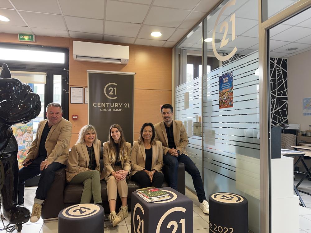 l'équipe de l'agence Group Immo